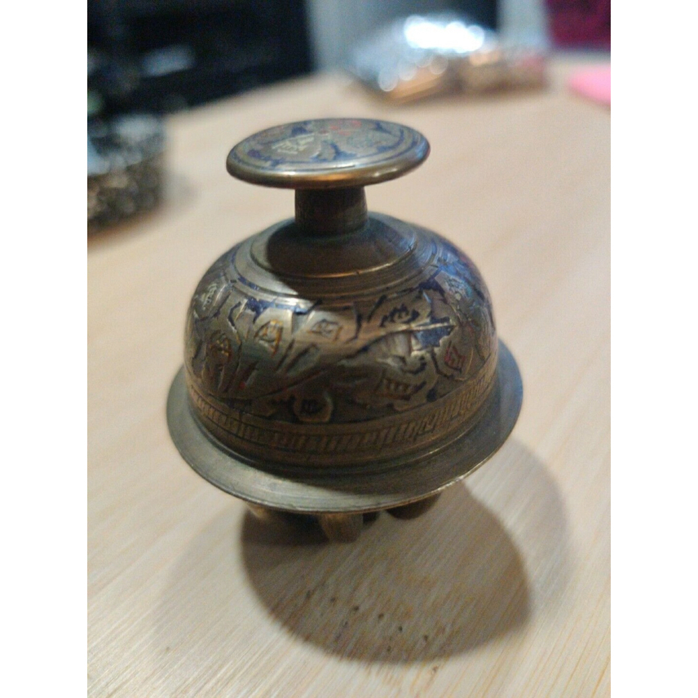Beautiful Antique Elephant Claw Bell Floral Top Floral Etched 2” Clover India